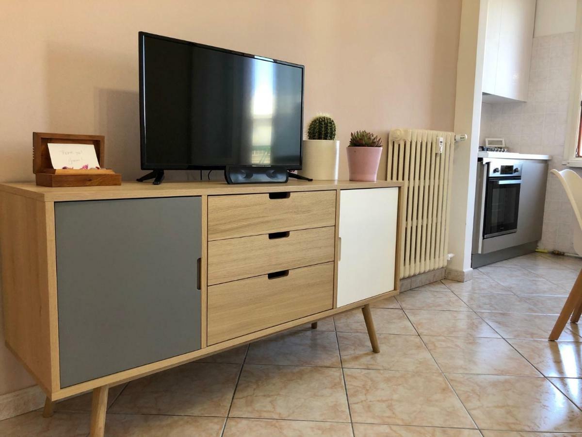 Appartamento Casa Sir Oliver Bollate Esterno foto
