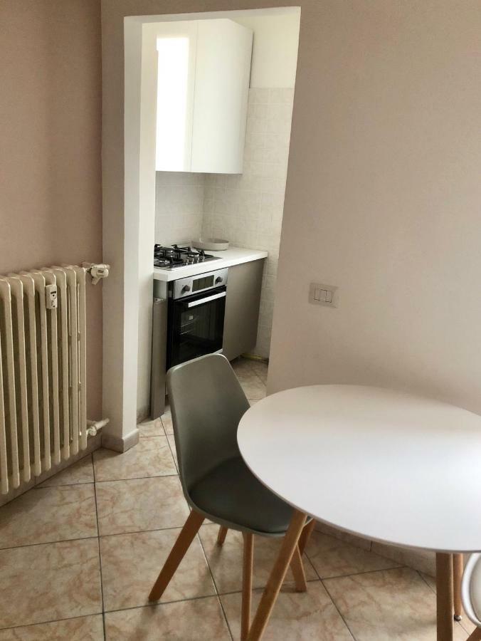Appartamento Casa Sir Oliver Bollate Esterno foto