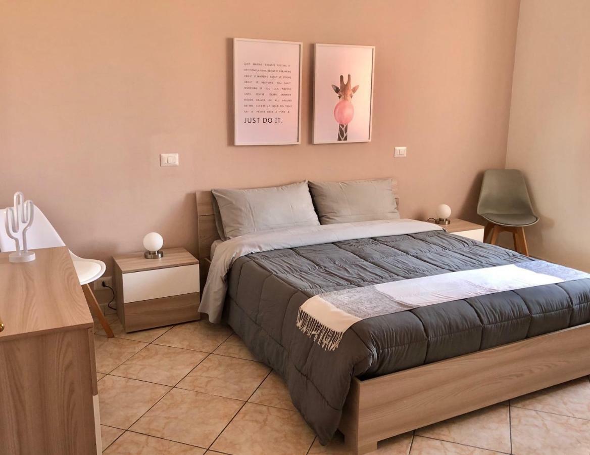 Appartamento Casa Sir Oliver Bollate Esterno foto