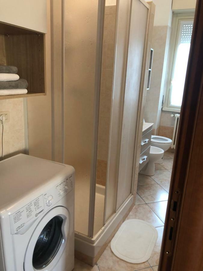 Appartamento Casa Sir Oliver Bollate Esterno foto